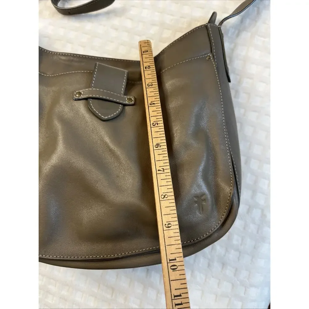 Frye Olivia Large Khaki Leather Crossbody Zip Top Closure Adjustable Strap Boho